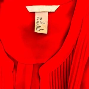 H&M red blouse work loose fitted